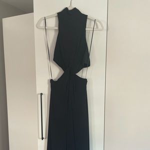 Black midi sleeveless cut out dress.